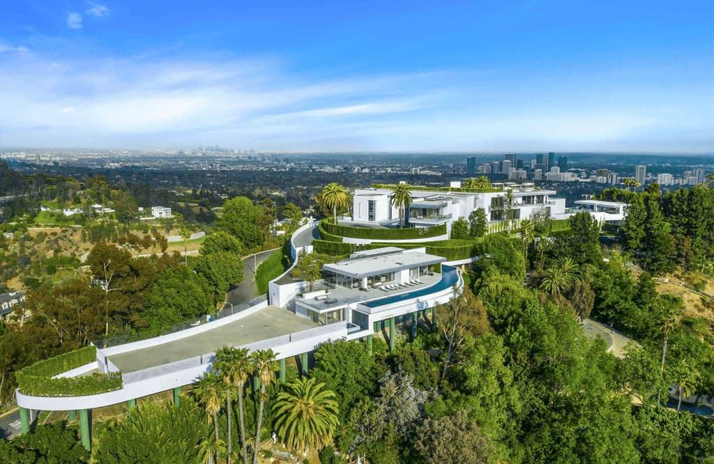 Bel Air Mansion Image