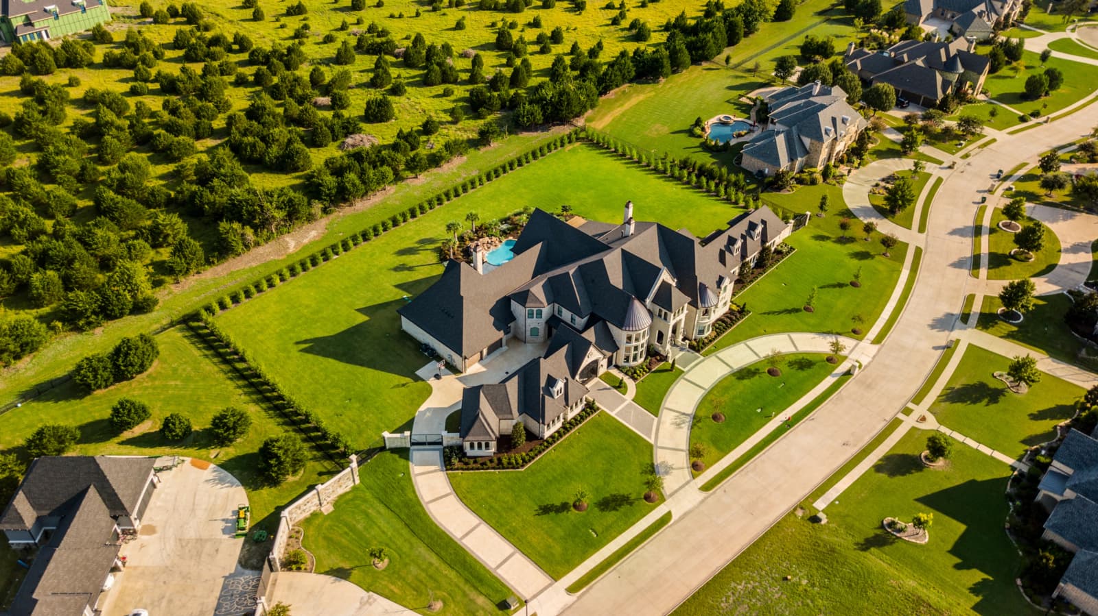 Estate Image