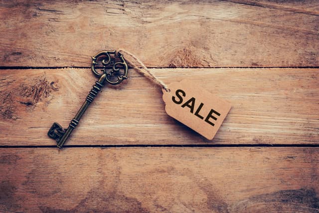 Hidden Opportunities in Luxury Real Estate: A Guide to Off-Market Properties Img