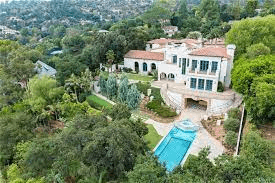 Ravishing Jazz Age Estate in La Cañada Hits the Auction Block Img