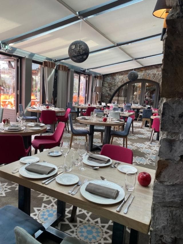 EU Dining Image